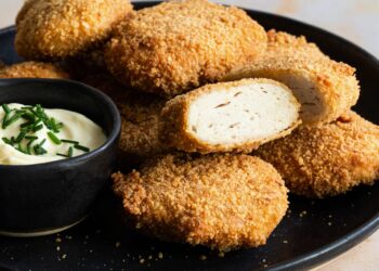 鶏の骨まで一緒にひき肉に!!?食糧危機に挑むSuperGroundのチキンナゲット