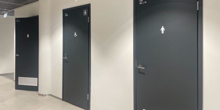 フィンランド トイレ